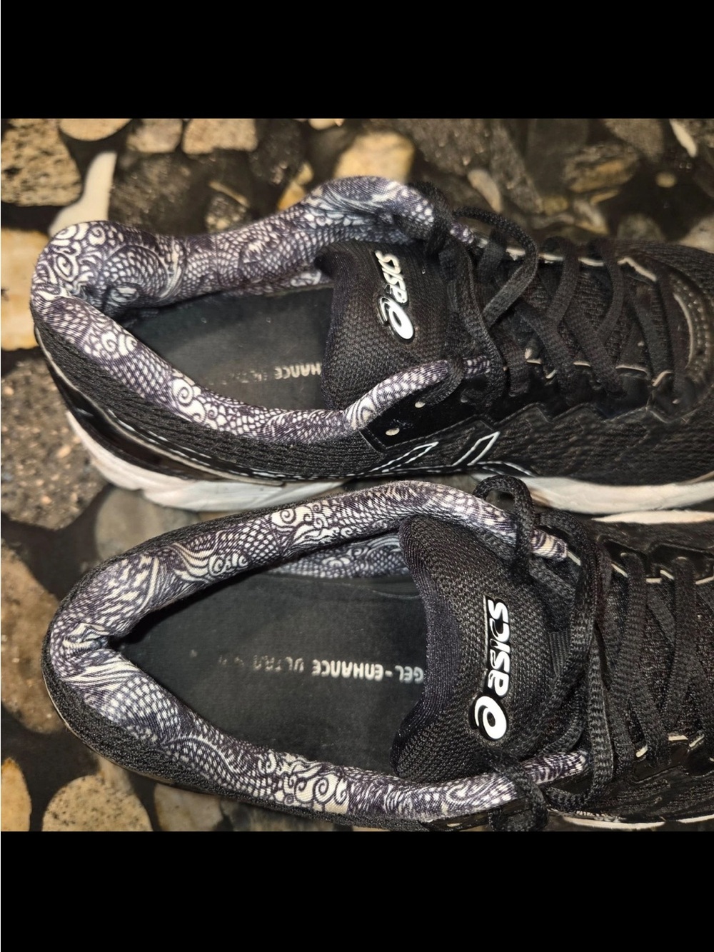 Asics Gel Enhance Ultra 4.0 Womens Running Shoes Size 10 Black White - Picture 7 of 9